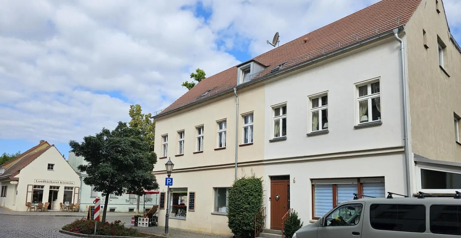 Ansicht Torstr. ( gelbe Fassade )