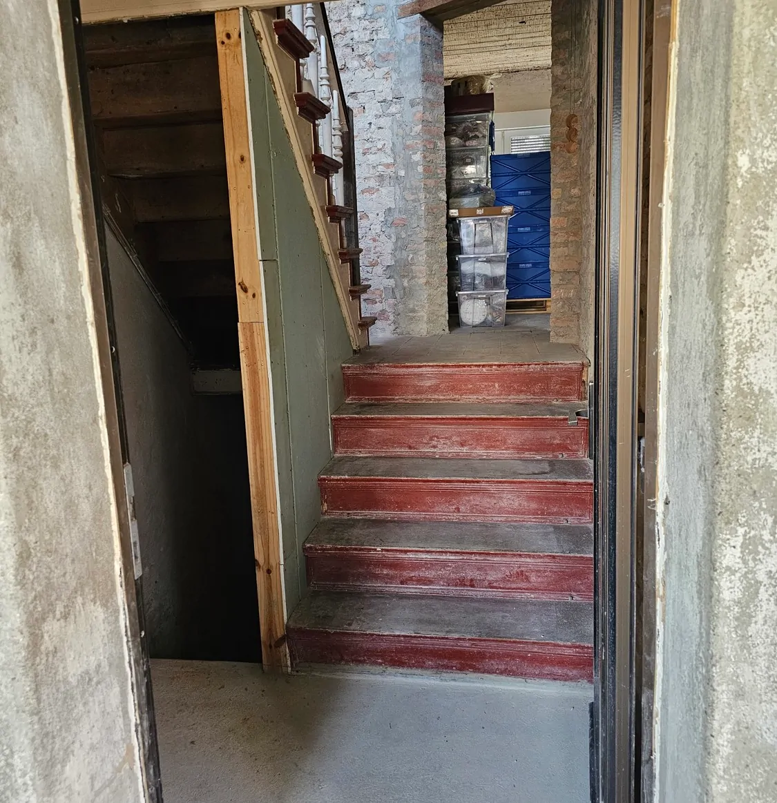 Treppe zum EG und Keller