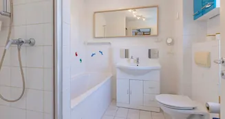 von_poll_real_estate_property_25109006_image_5