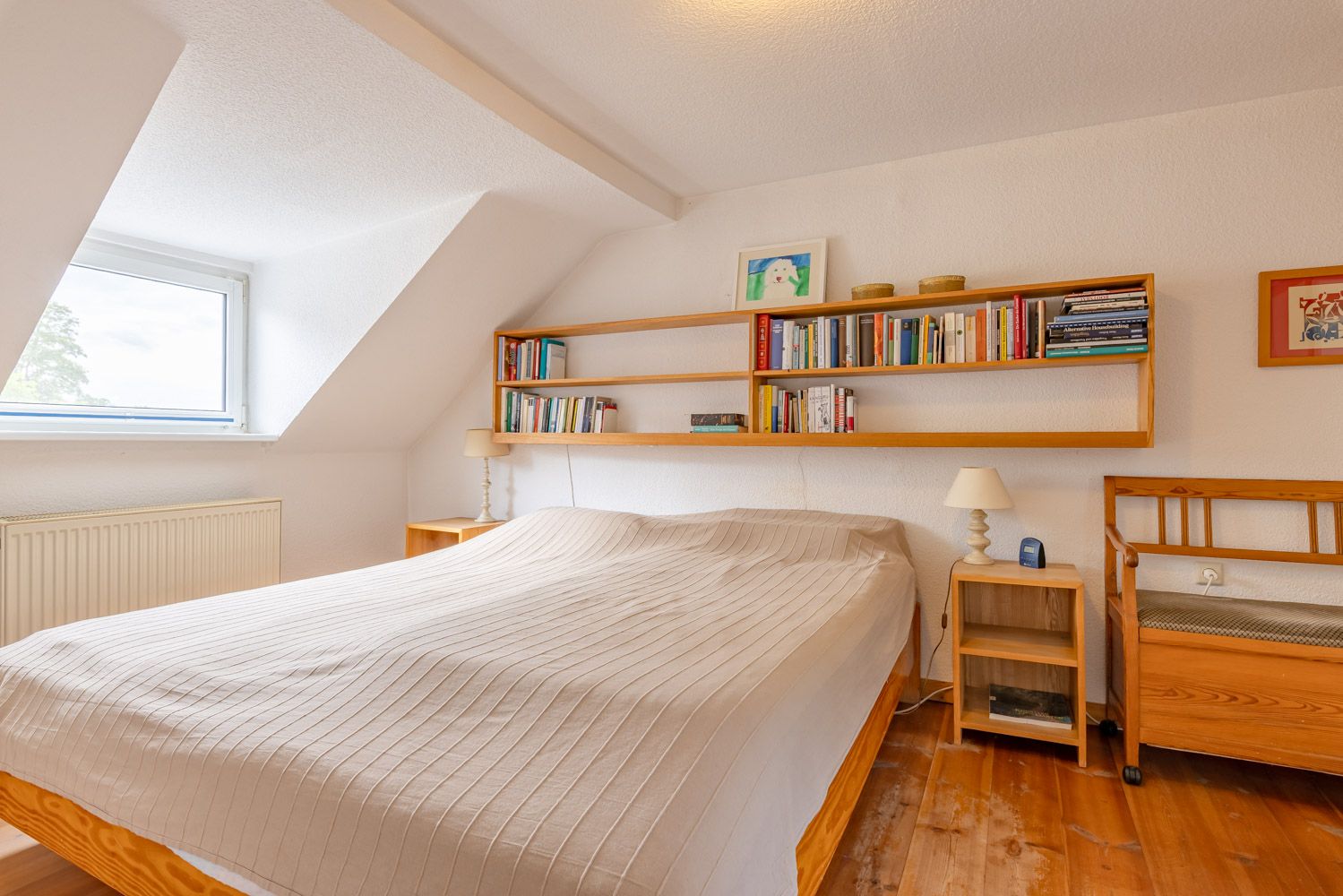 Gästezimmer oder Schlafzimmer im OG