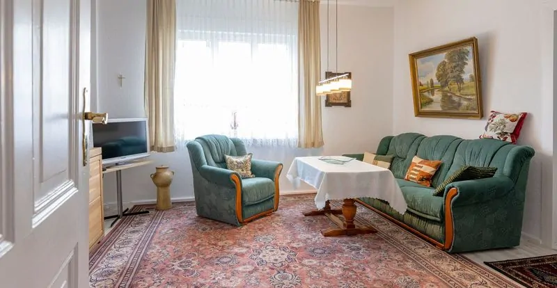 Blick ins Wohnzimmer EG