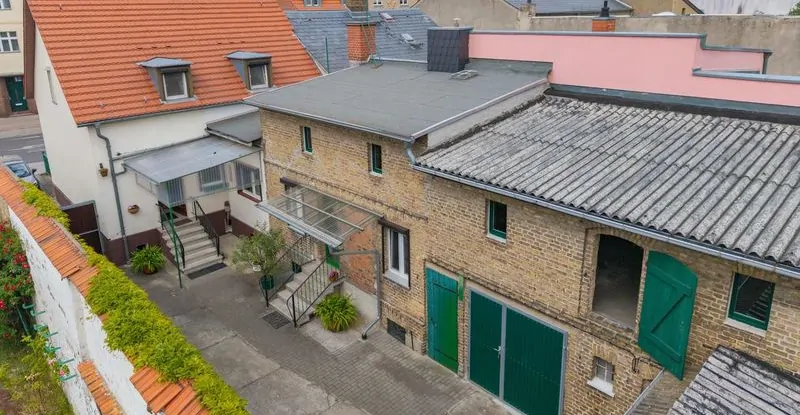 Einfamilienhaus mit Nebengelaß