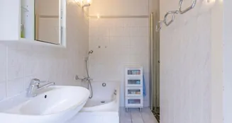 von_poll_real_estate_property_25310009_image_9