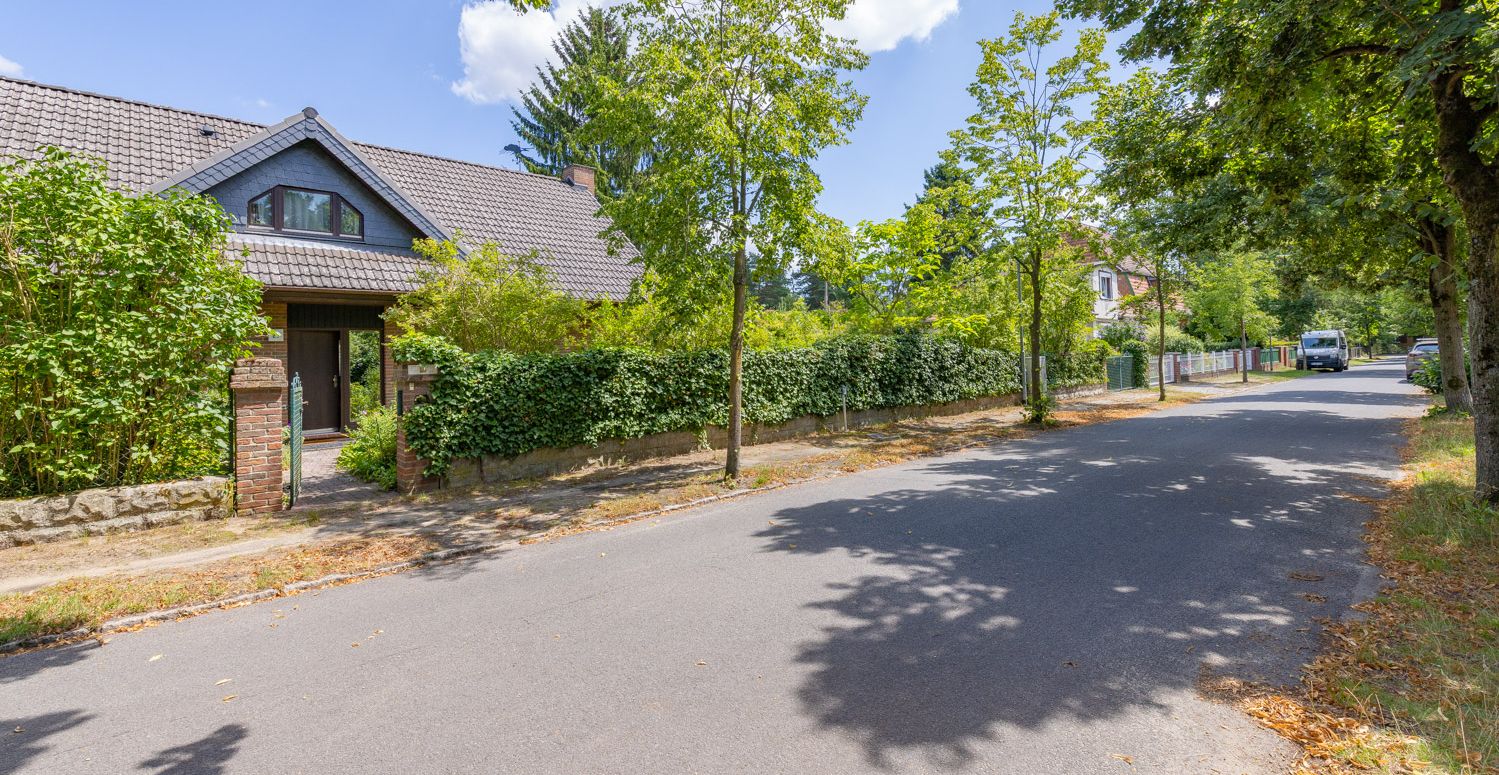 Straßenansicht