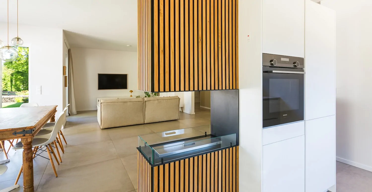 Küche mit Raumtrenner