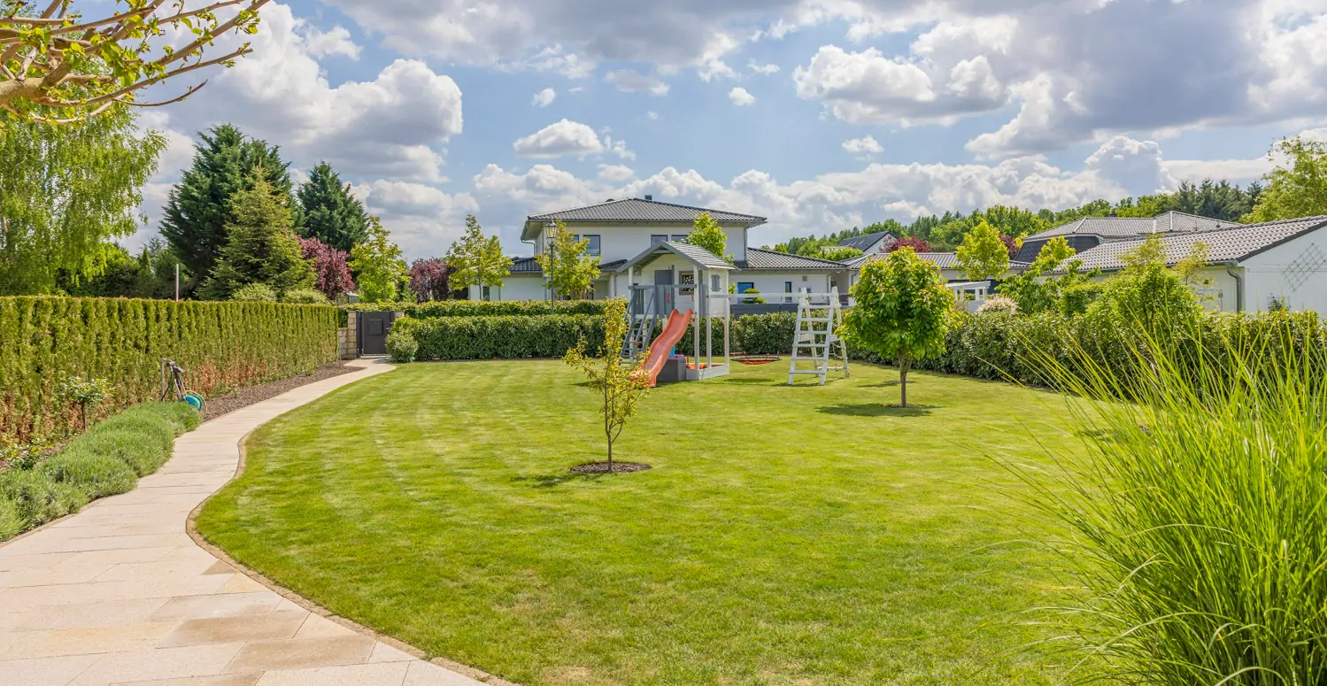 liebevoll angelegter Garten