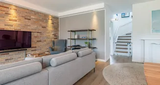 von_poll_real_estate_property_25109019_image_2