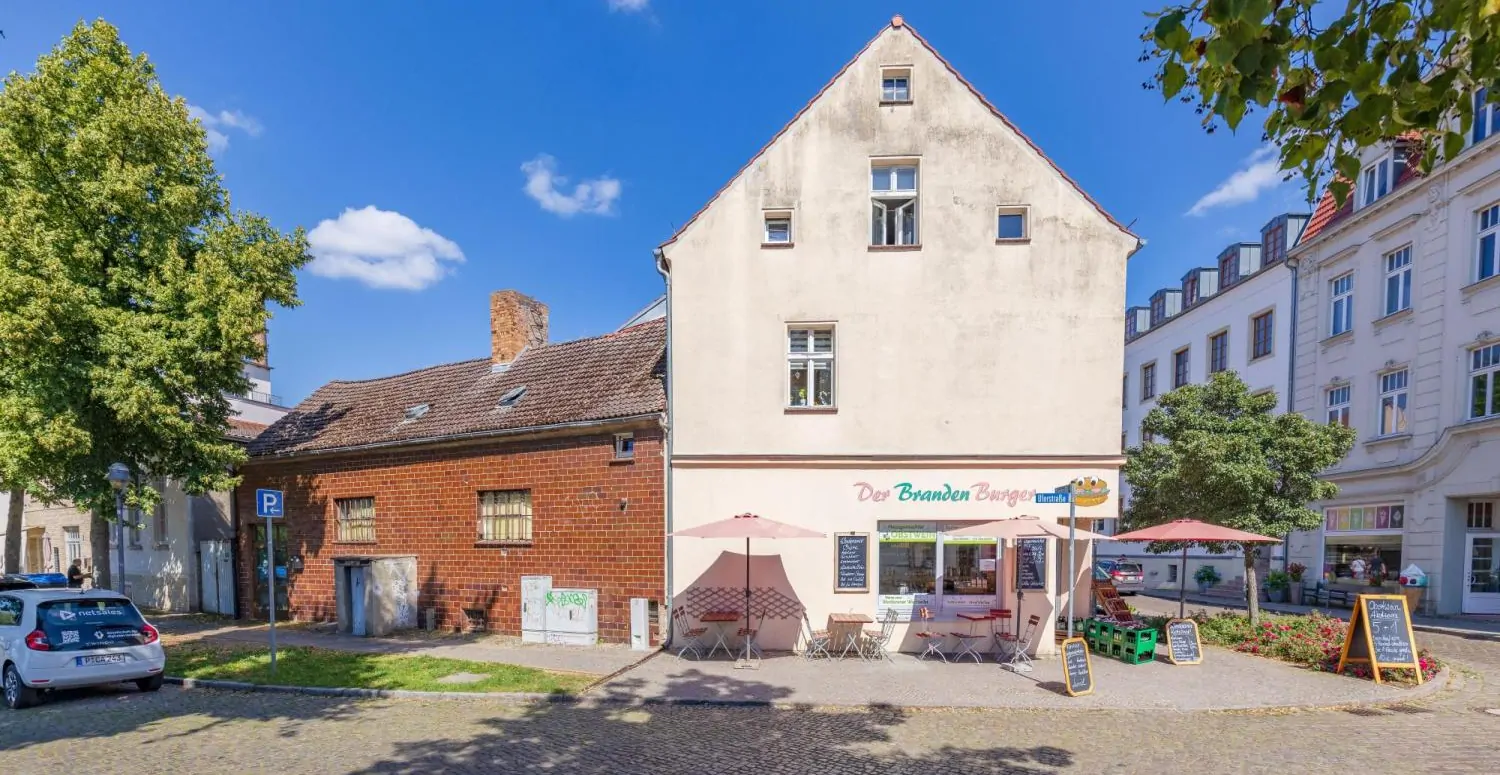 Strassenansicht LOGO