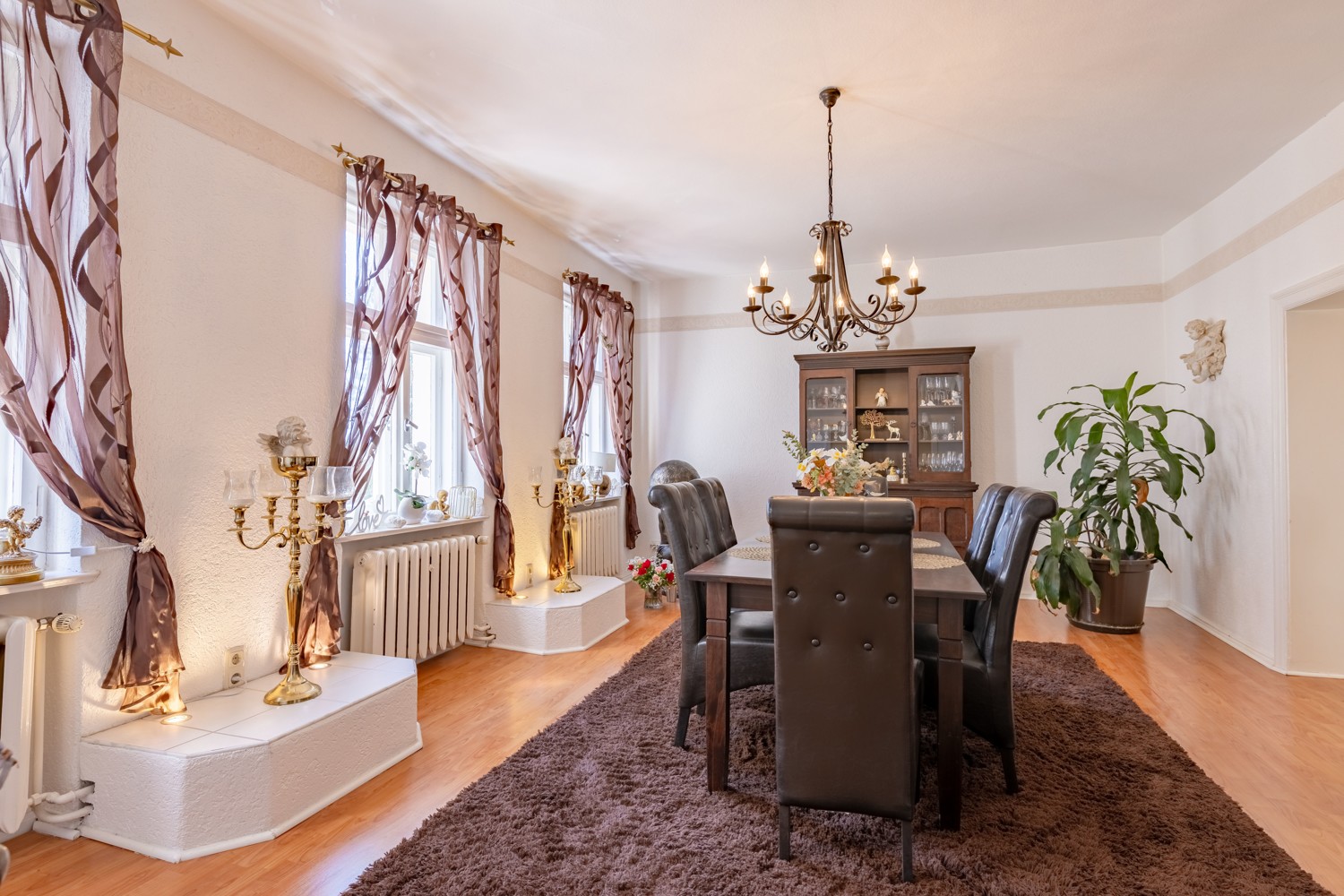 Blick zum Esszimmer