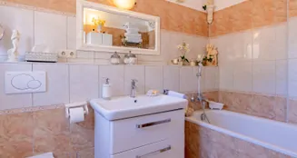 von_poll_real_estate_property_24310013a_image_7