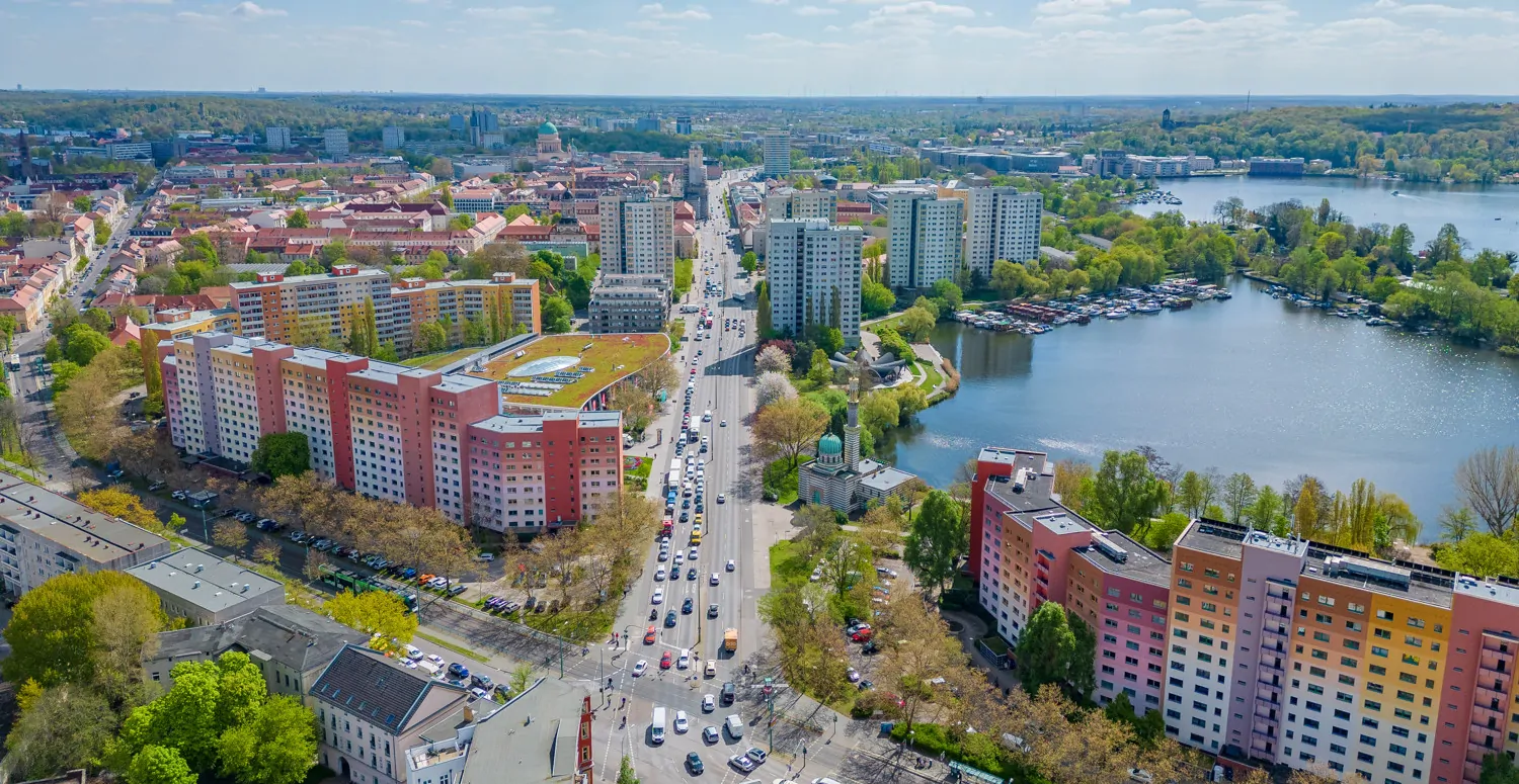 Schöne 2-Zimmer-Wohnung im historischen Mehrfamilienhaus
