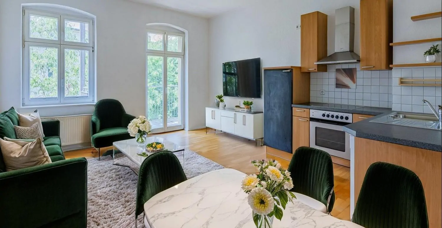 Schöne 2-Zimmer-Wohnung im historischen Mehrfamilienhaus