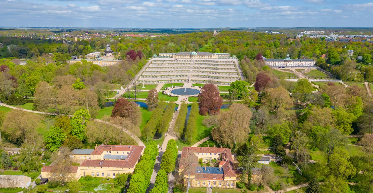 Schöne 2-Zimmer-Wohnung im historischen Mehrfamilienhaus