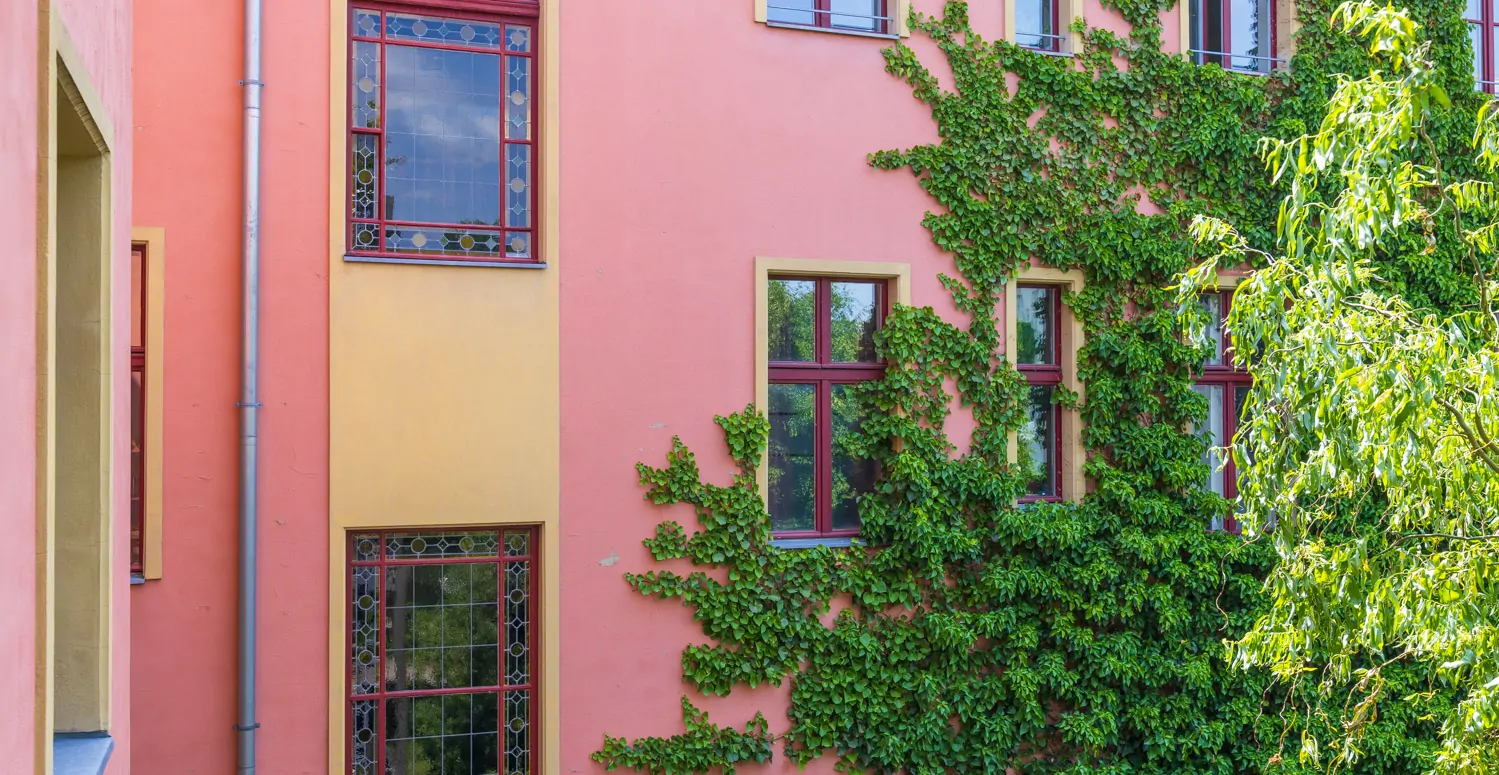 Schöne 2-Zimmer-Wohnung im historischen Mehrfamilienhaus