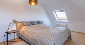 von_poll_real_estate_property_25310013_image_4