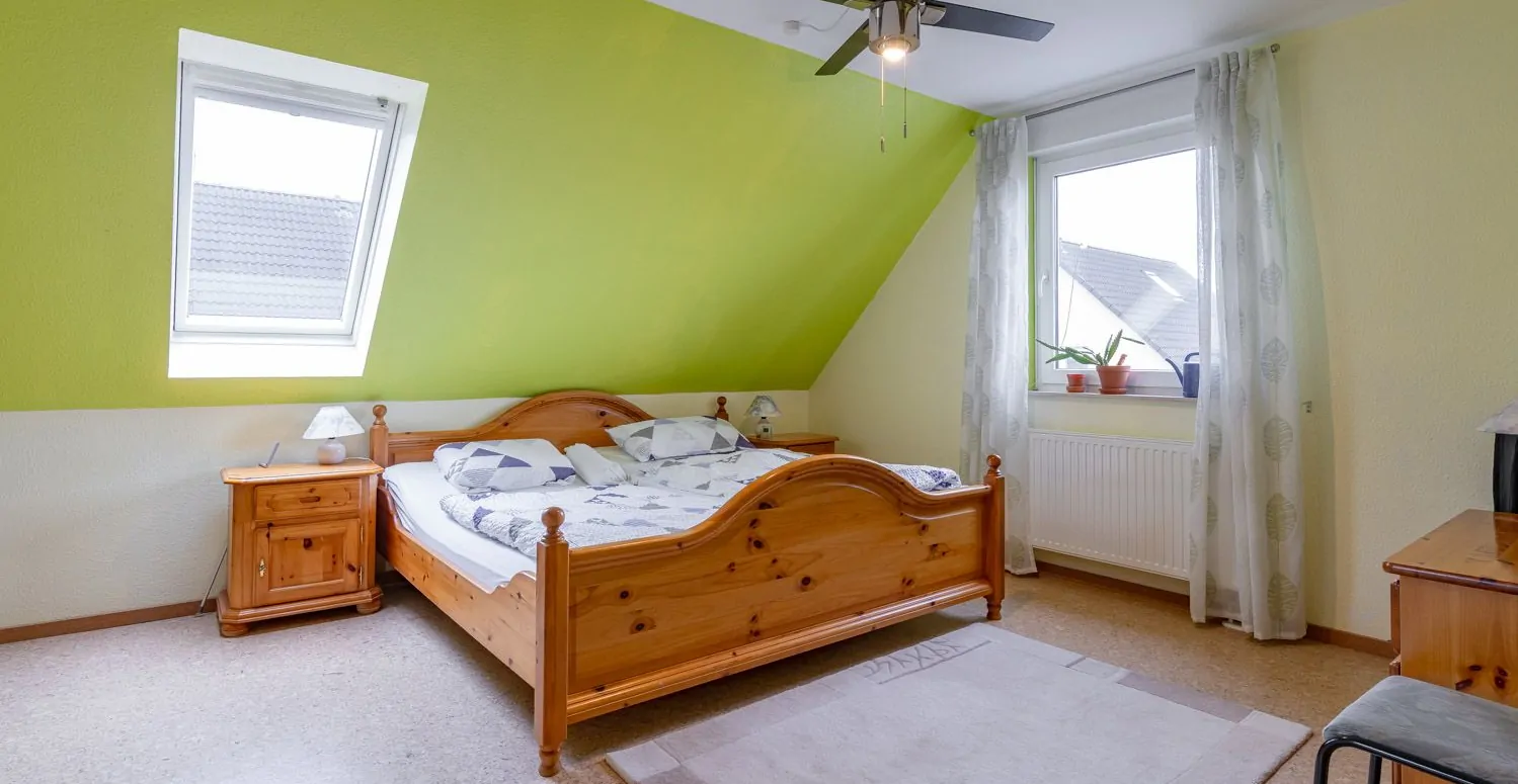Schlafzimmer im OG