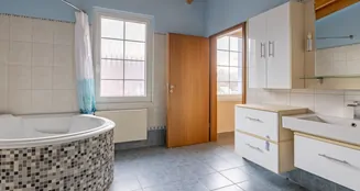 von_poll_real_estate_property_25109045_image_7