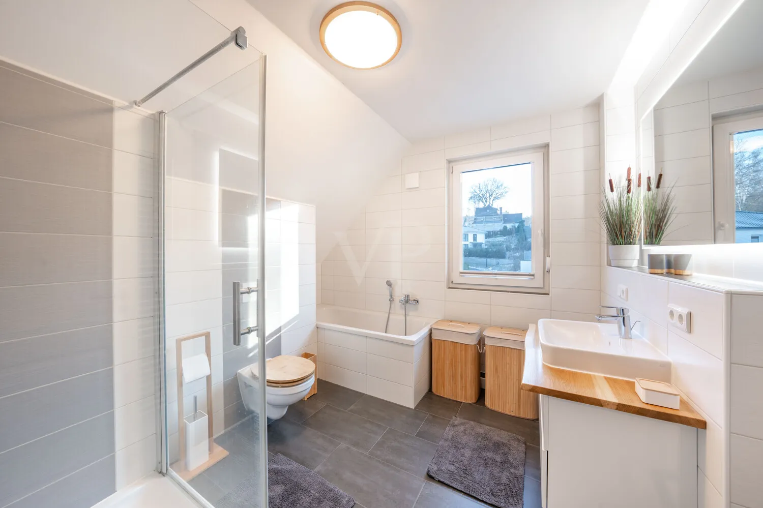 Badezimmer im Obergeschoss