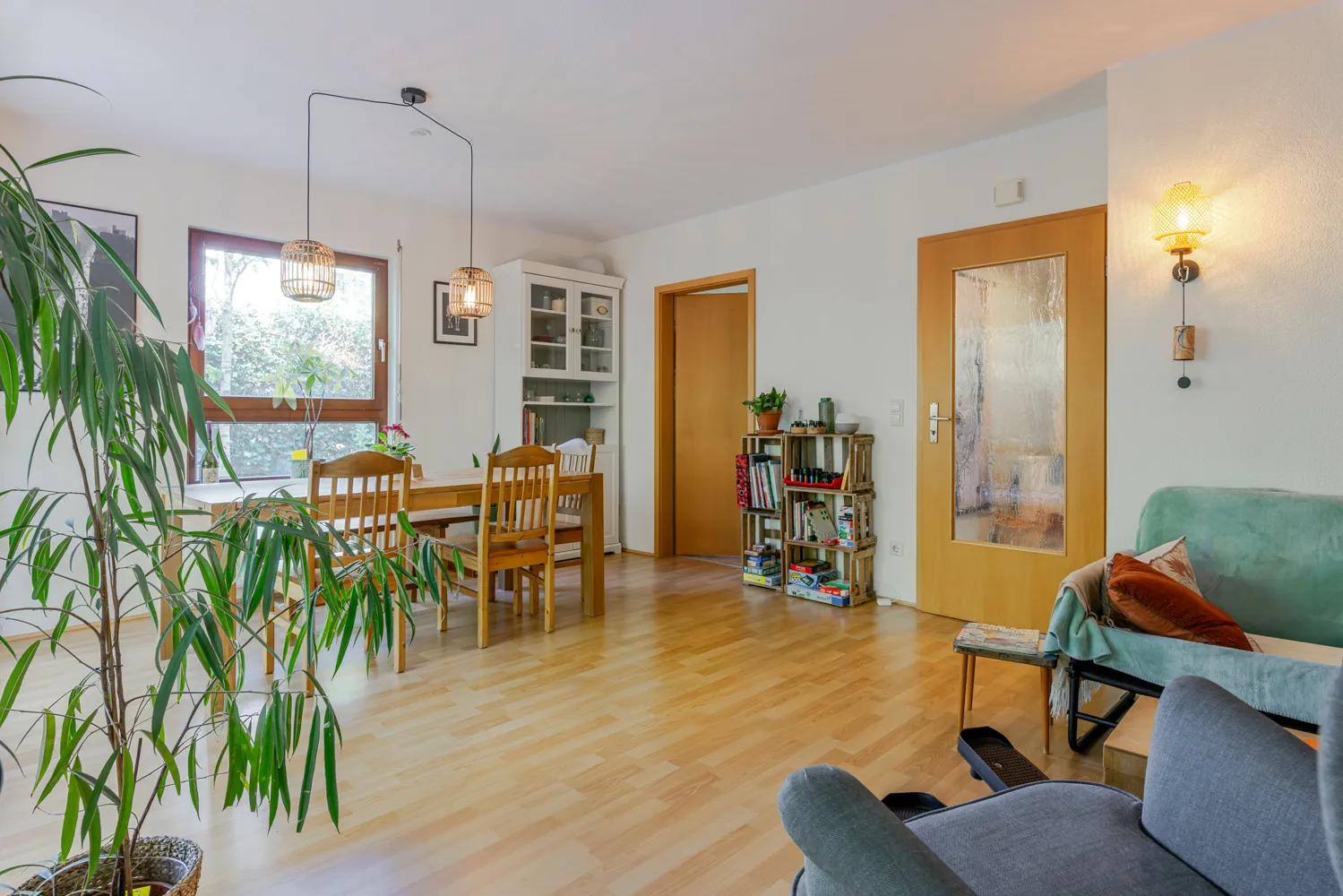 Wohnzimmer / Esszimmer