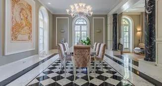 von_poll_real_estate_property_25109050EN_image_2