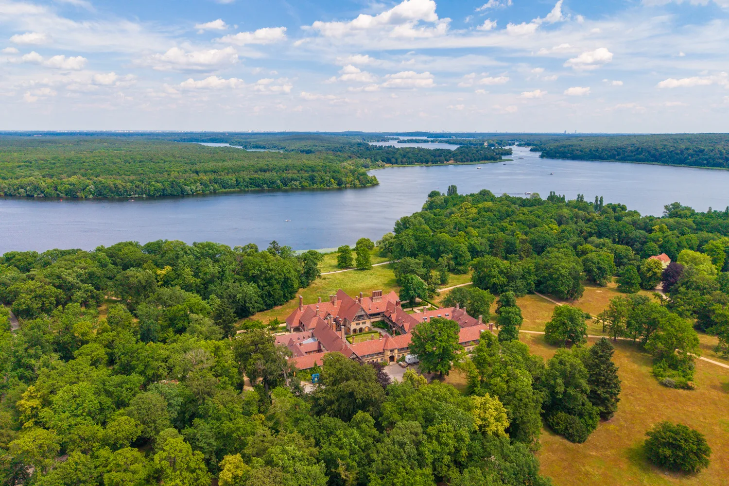 Einzeldenkmal im Unesco Weltkulturerbe nahe Jungfernsee