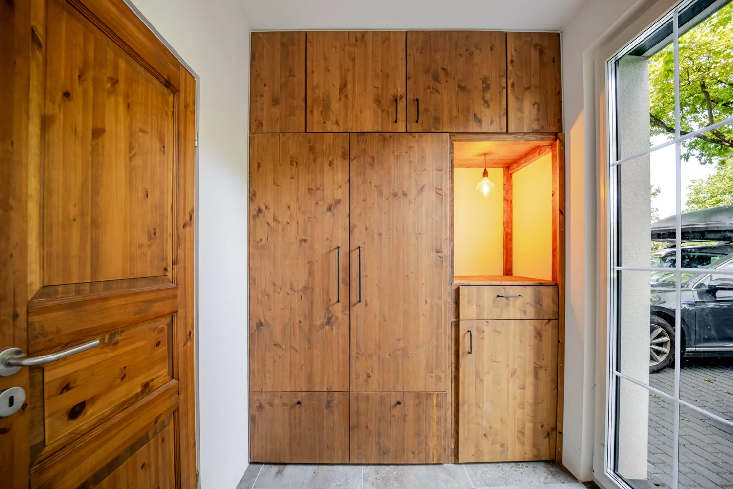 Stilvoller Einbauschrank