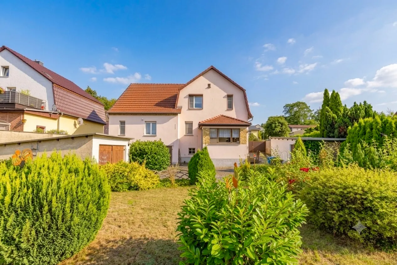 Garten mit Haus