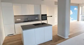 von_poll_real_estate_property_24086021_image_13