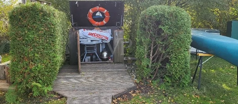 Reihenbootshaus, gepflegt, ausgebaut