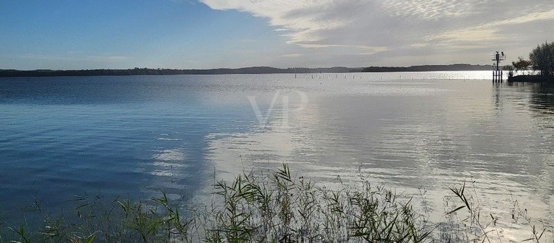 Reihenbootshaus, gepflegt, ausgebaut