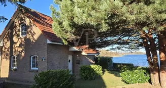 von_poll_real_estate_property_25086003_image_1