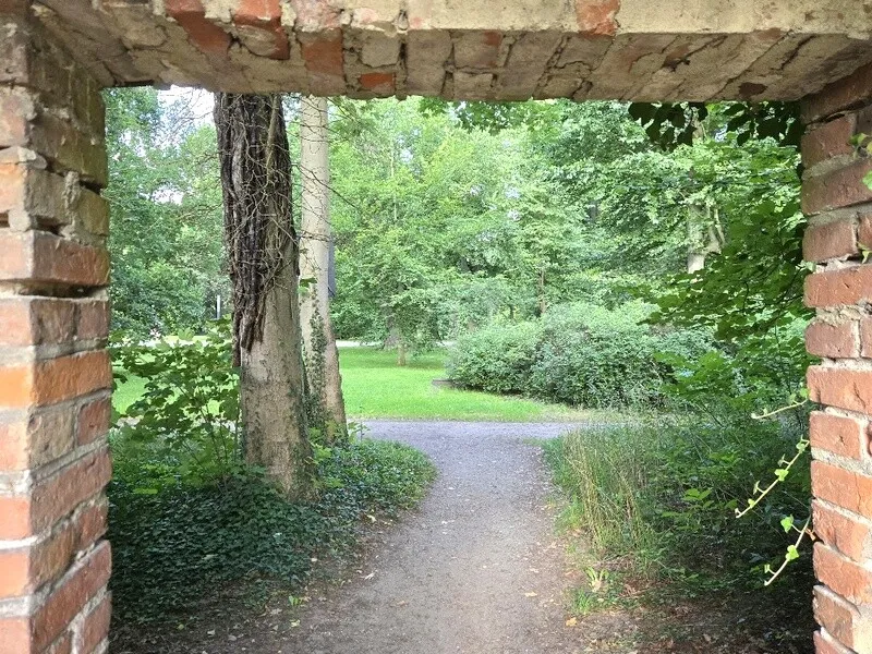 Durchgang zum Schlossgarten