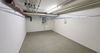 von_poll_real_estate_property_25086011_image_9
