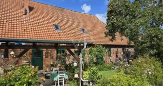 von_poll_real_estate_property_25086014_image_2