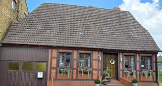 von_poll_real_estate_property_25086012_image_0