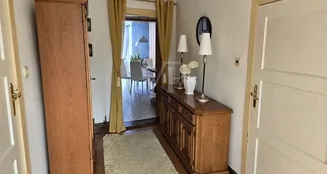 von_poll_real_estate_property_25086012_image_3