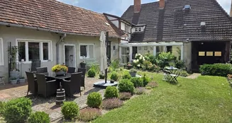 von_poll_real_estate_property_25086012_image_16