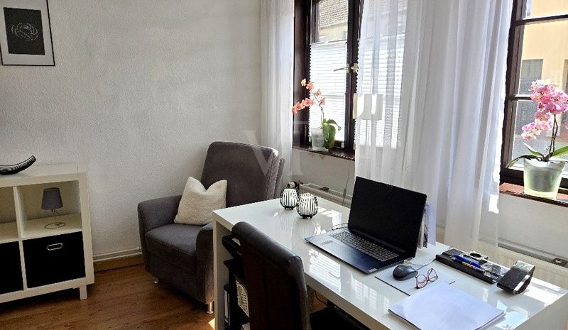Büro