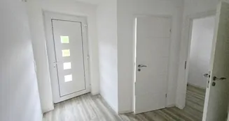 von_poll_real_estate_property_25086015_image_3