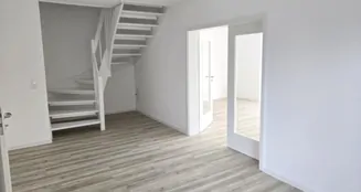 von_poll_real_estate_property_25086015_image_6