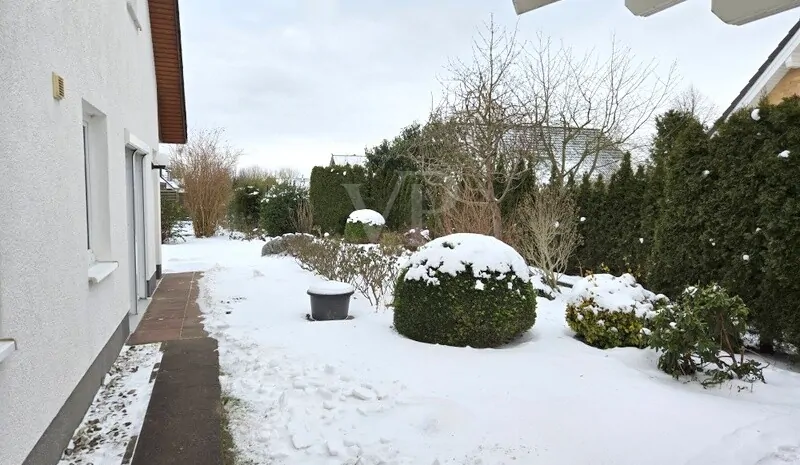 Geräumige Doppelhaushälfte in ruhiger Lage Nähe Schweriner See