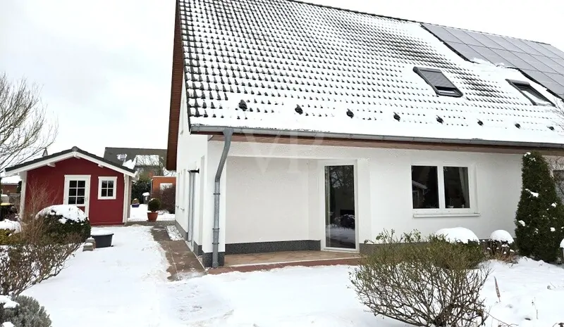 Geräumige Doppelhaushälfte in ruhiger Lage Nähe Schweriner See