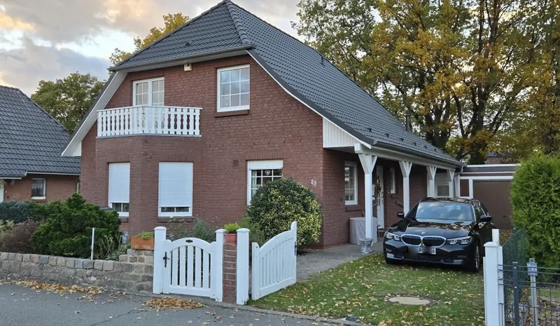 Einfahrt Grundstück