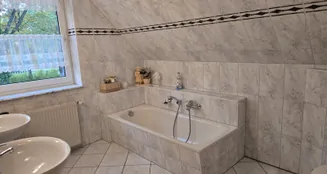 von_poll_real_estate_property_25086021_image_17