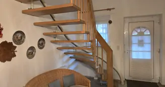 von_poll_real_estate_property_25086021_image_2