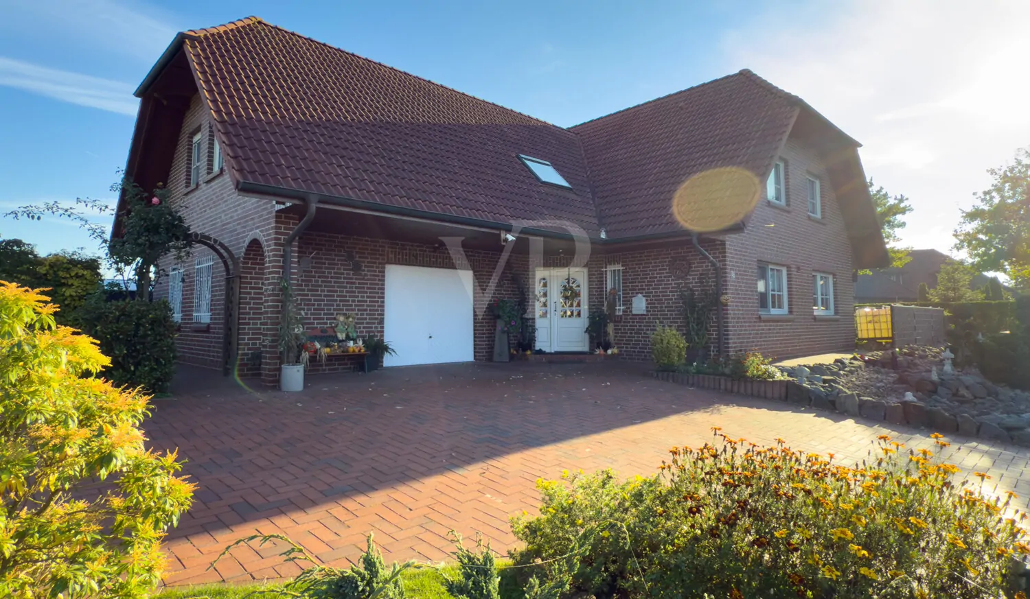 Platz für die ganze Familie – über 200 m² Wohnfläche auf großem Grundstück