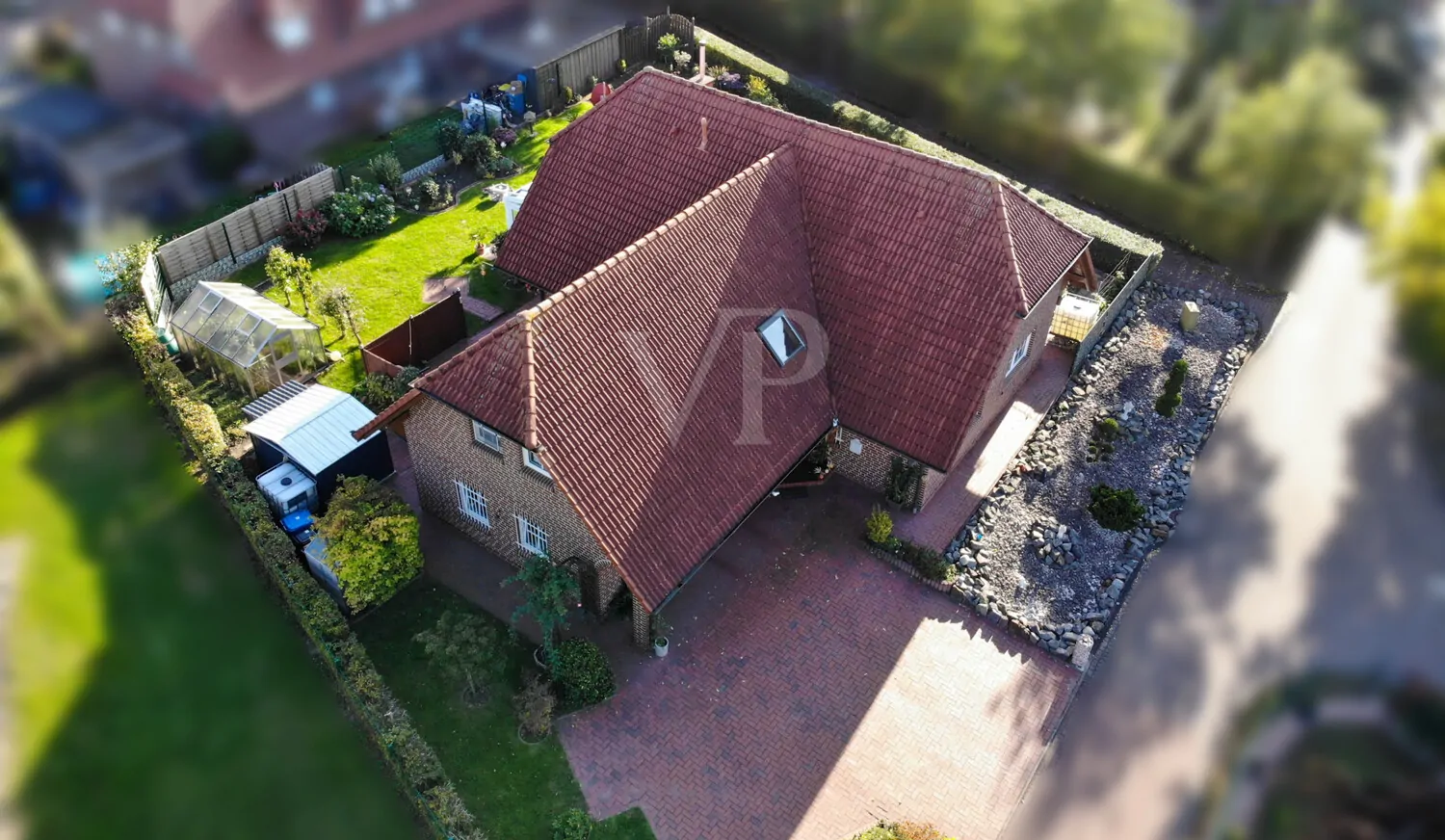 Platz für die ganze Familie – über 200 m² Wohnfläche auf großem Grundstück