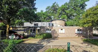 von_poll_real_estate_property_24026049B_image_3