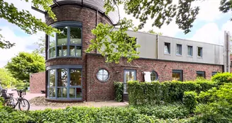 von_poll_real_estate_property_24026049B_image_1