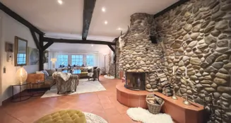 von_poll_real_estate_property_23026052n_image_7